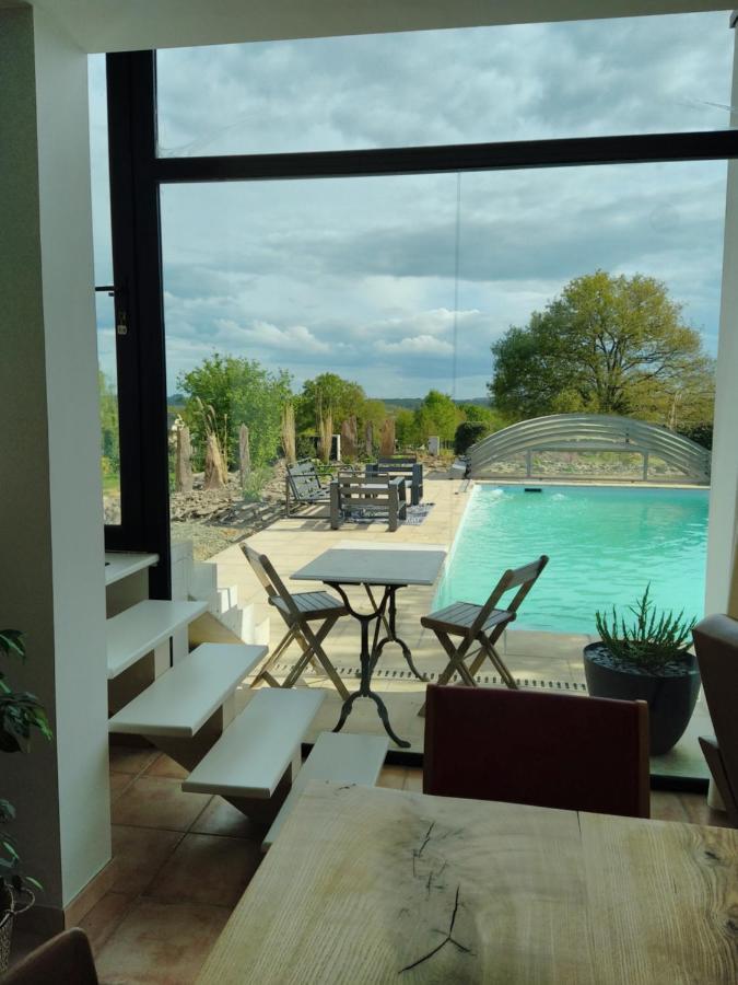 Maison/Villa avec piscine privée Gîte Brain d'eau La Chapelle-de-Brain Extérieur photo
